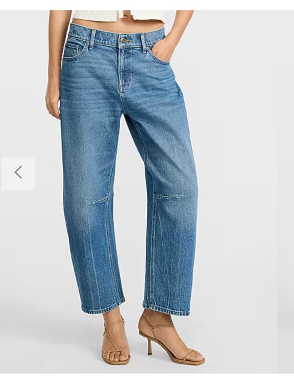 Barrel Leg Mid Rise Jeans Light Wash Size 16 EUC